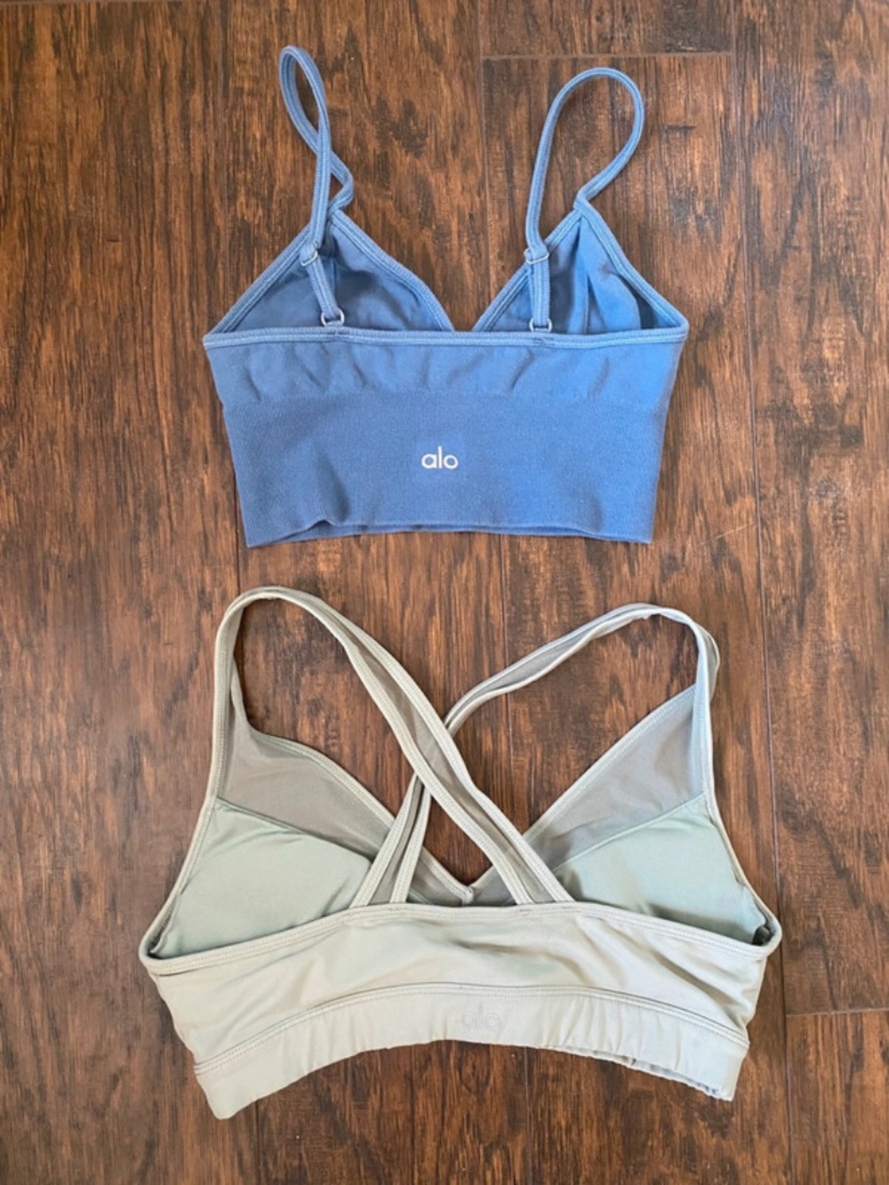 ALO Bra Bundle - Picture 2 of 9